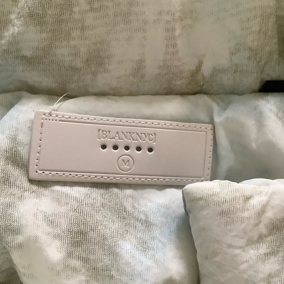 Blank NYC Perfect Day Belted Watercolor Puffer Jacket Size M - Picture 11 of 15